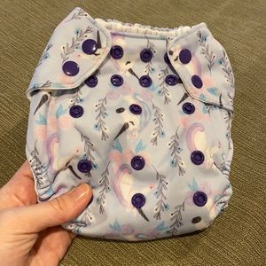 Thirsties all in one unicorn and white floral